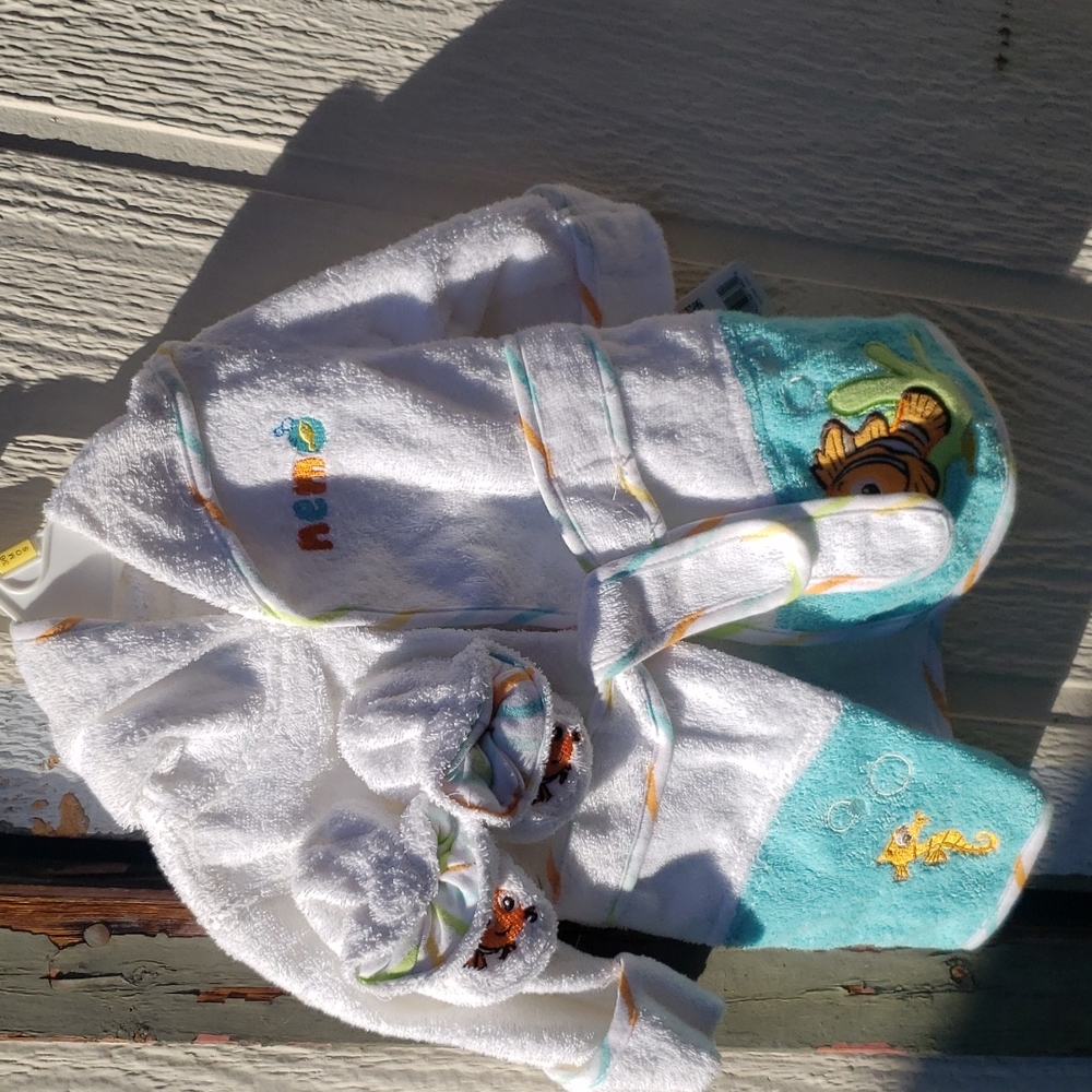 Baby robe